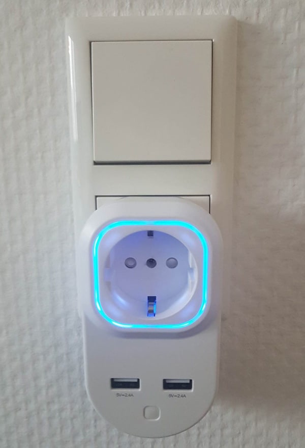 Funksteckdose beleuchtet